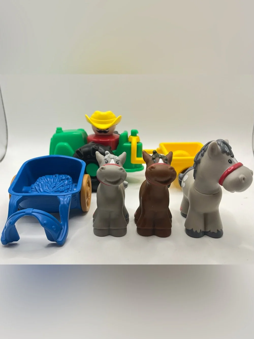 Fisher Price Little People 2003 Animal Sounds Stable W/ Sounds And More Tested